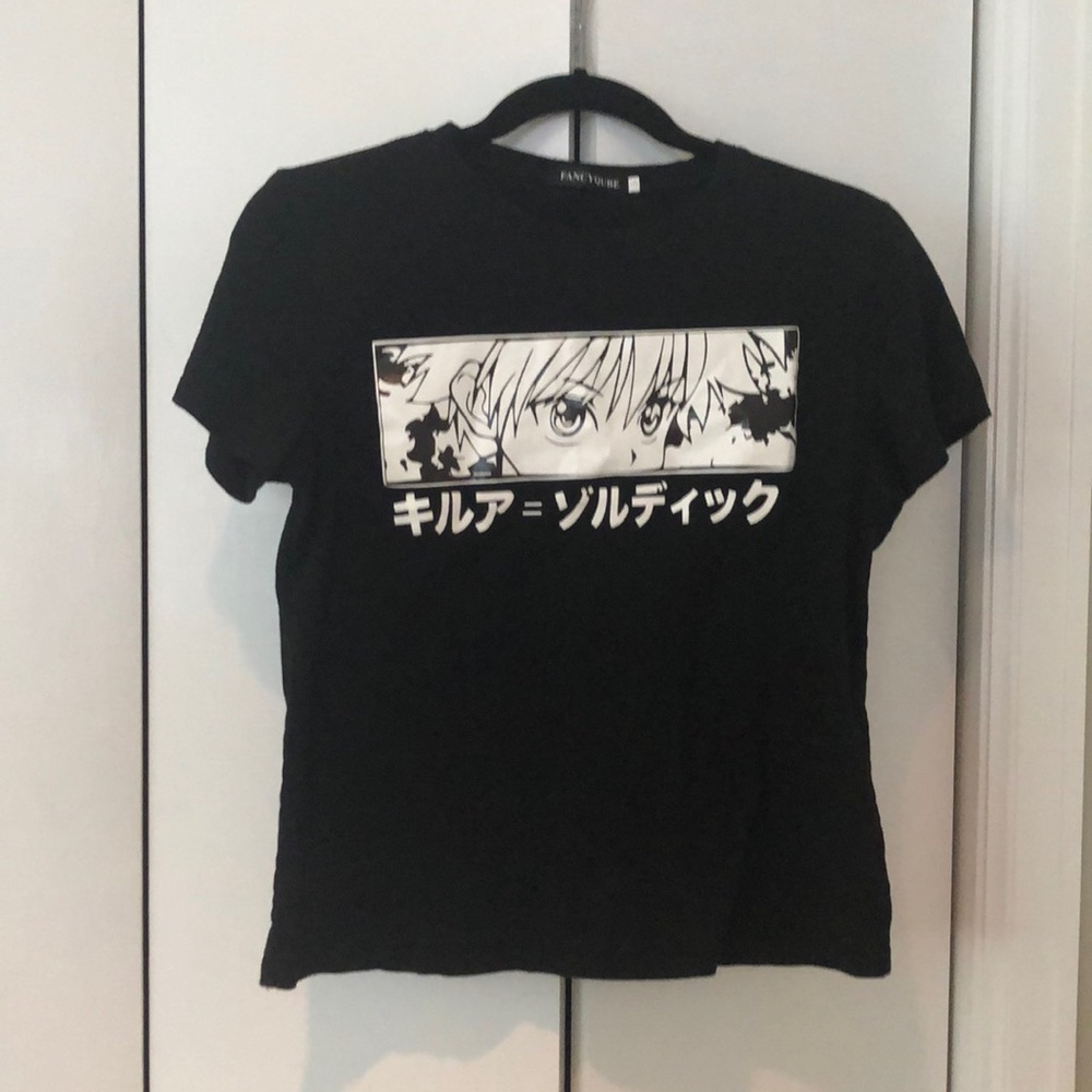 4 anime t-shirts and Accessories - Picture 1 of 16